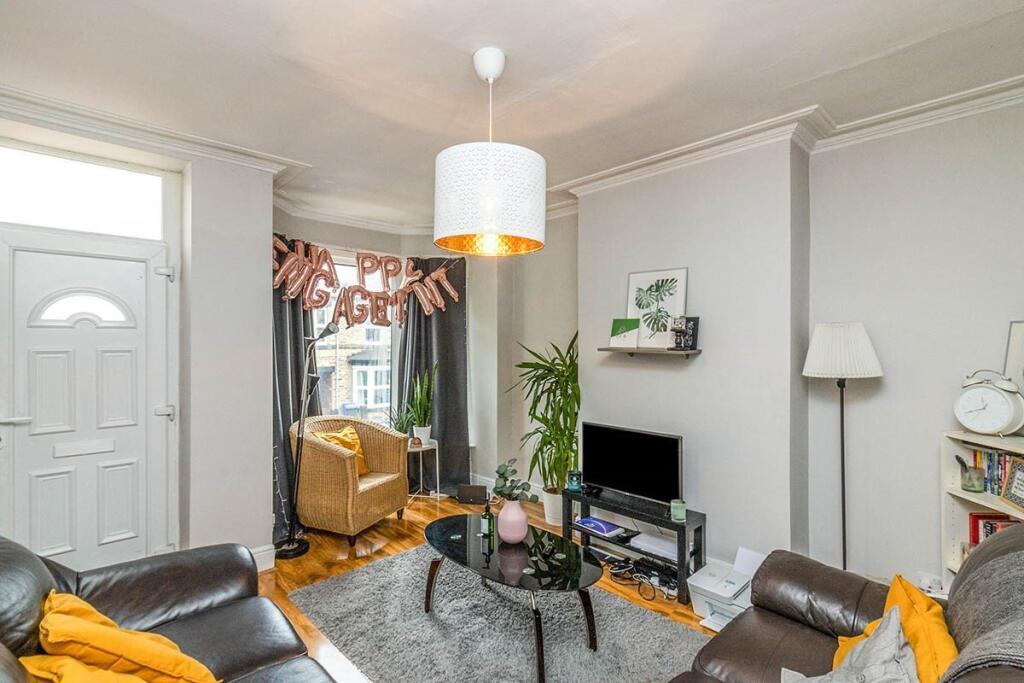 House in Sheffield - View 4