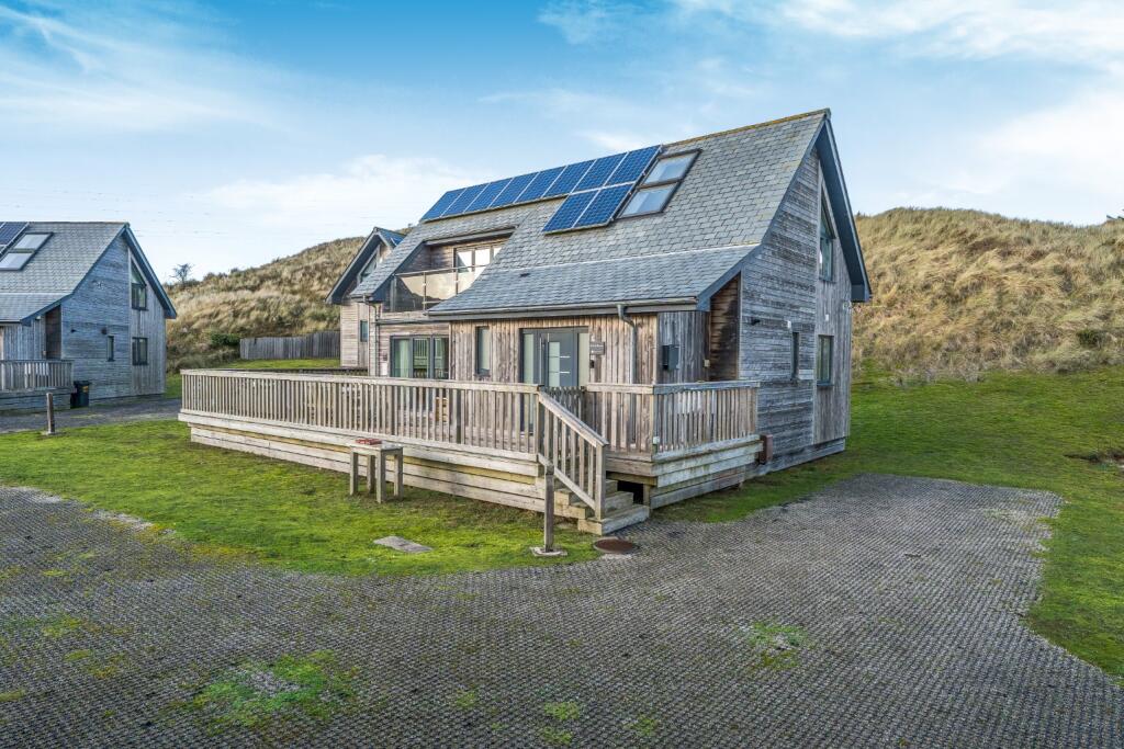 Main image of property: Stunning lodge close to the beach, Sandyacres, Hayle