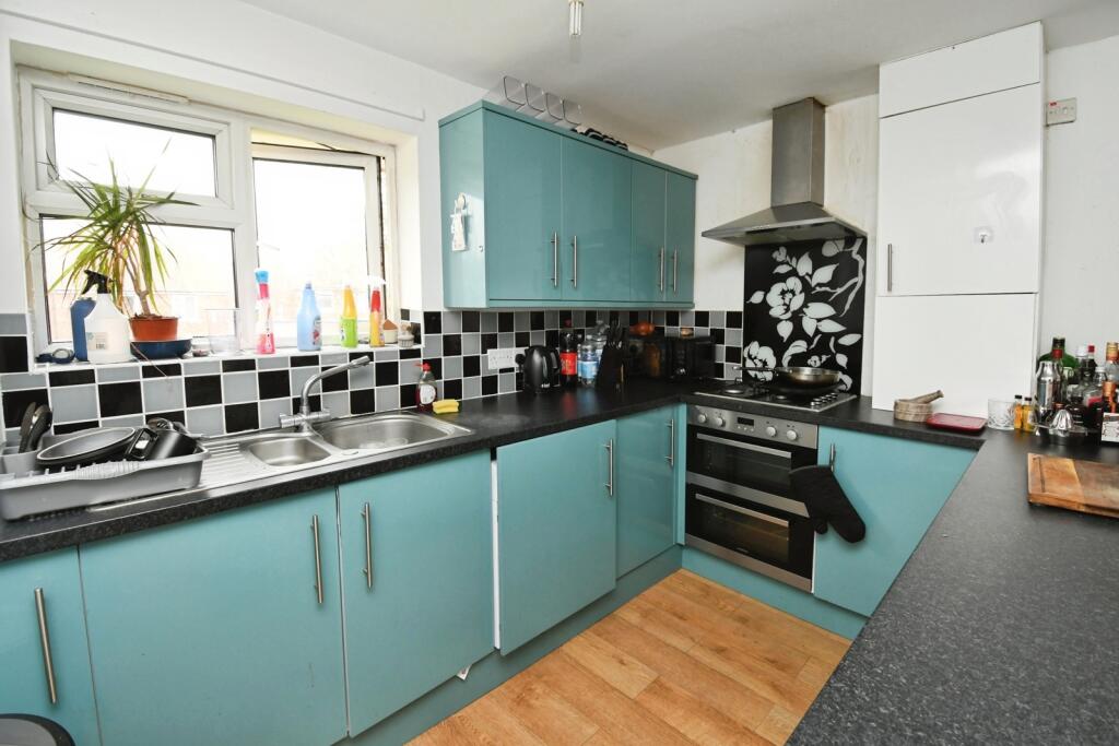 Laurel Close, Lincoln, Lincolnshire, LN5 photo 2