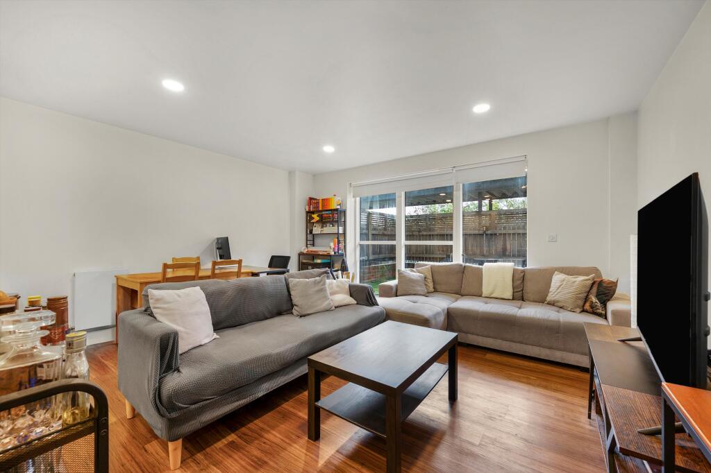 Main image of property: Market Road, London, N7