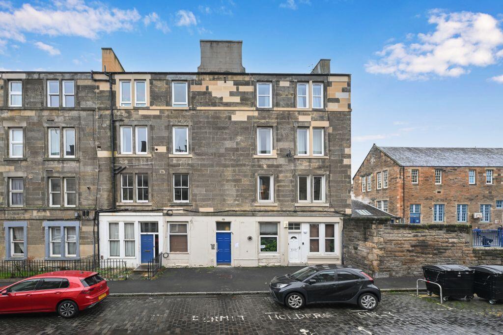 Main image of property: 19/5 Springwell Place, Dalry, Edinburgh, EH11 2HZ
