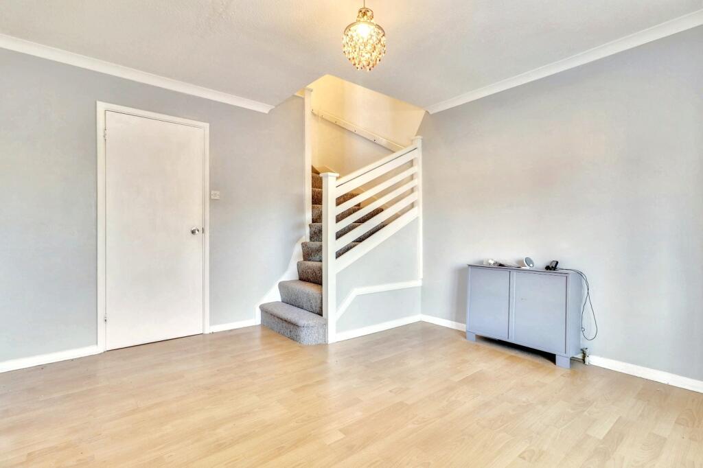 House in Huntingdonshire, St Ives - More