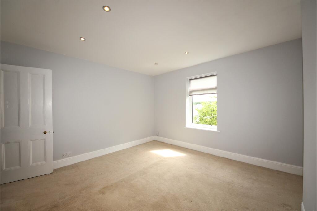 Apartment in Bournemouth - More