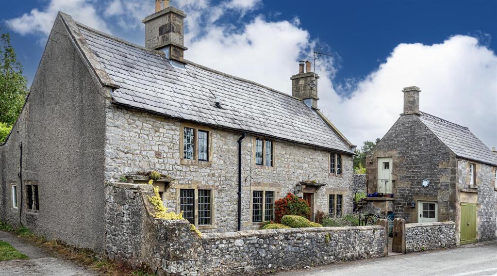 Main image of property: Thatchers, Dig Street, Hartington