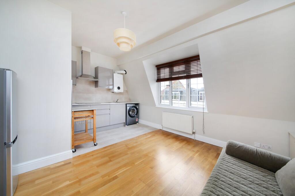 Main image of property: Upper Richmond Road West, 
East Sheen, SW14