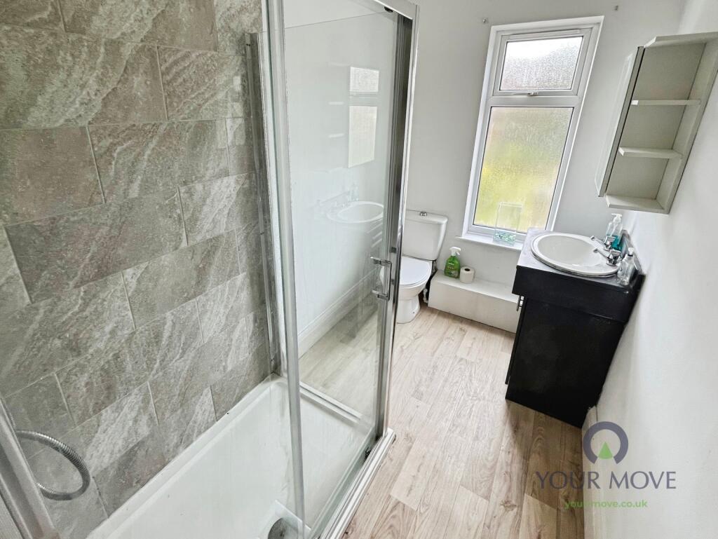 House in Ilkeston, Larklands - View 4