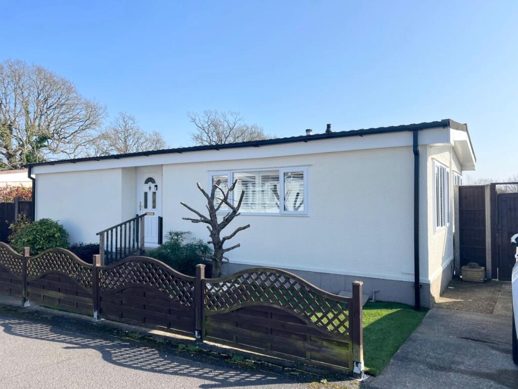 Main image of property: Lime Kiln Lane, Holbury, Southampton, Hampshire, SO45