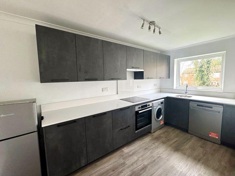 Apartment in Enfield - View 2
