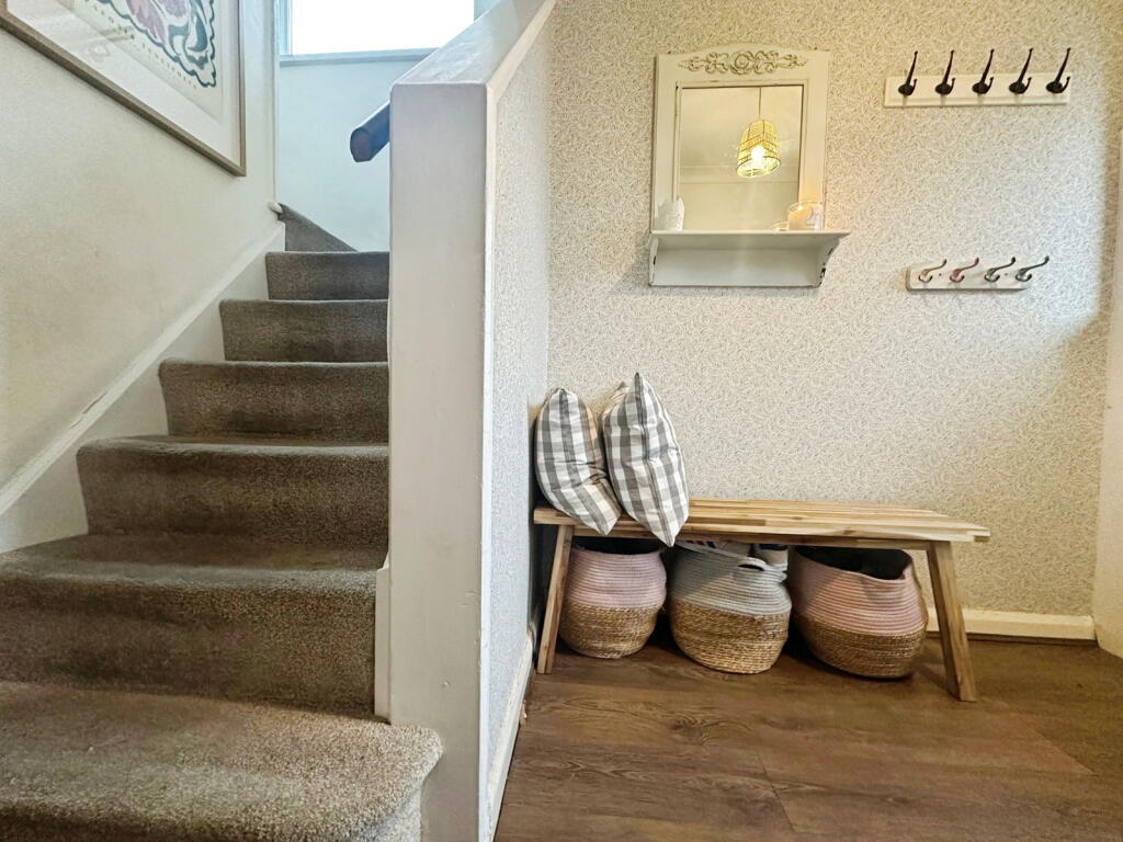 House in Wolverhampton, West Midlands - View 3