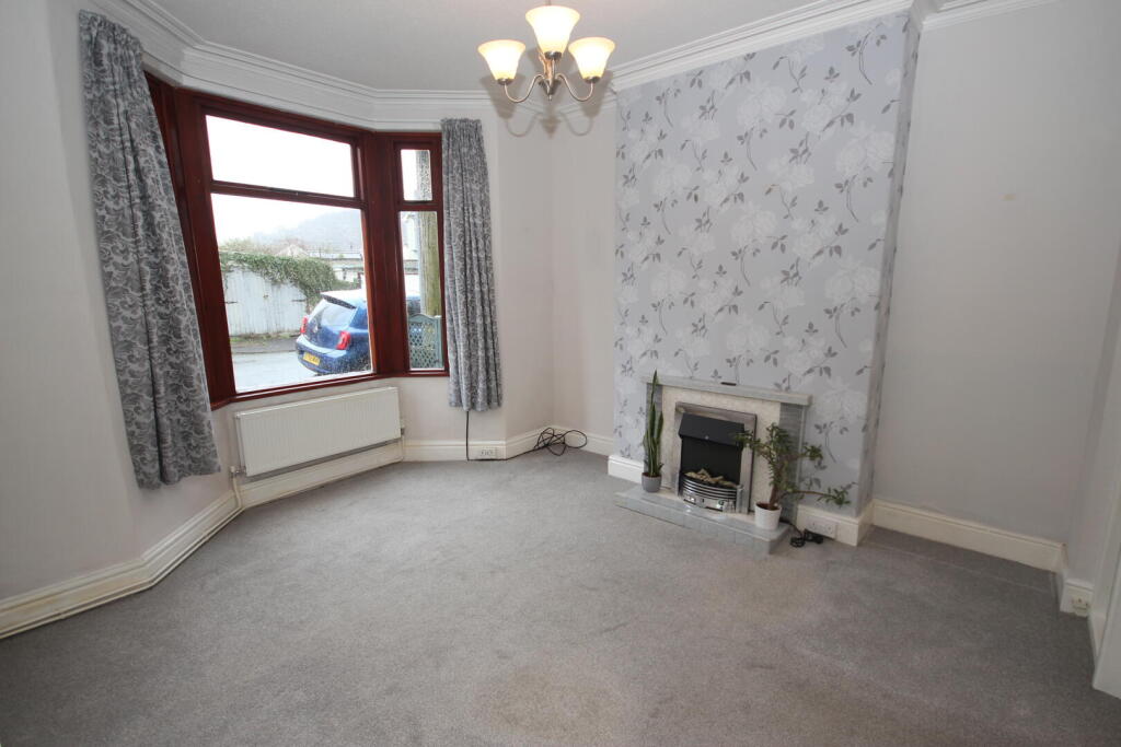 Yew Street, Taffs Well, Cardiff photo 2