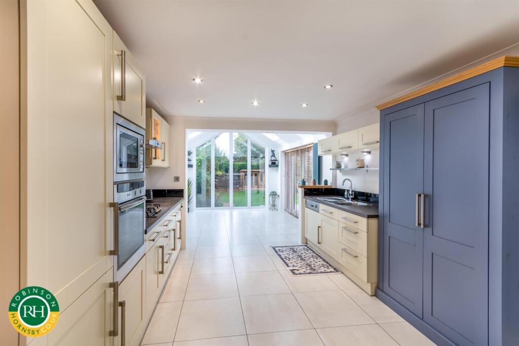 House in Doncaster, Haslam Park, Cantley - View 5