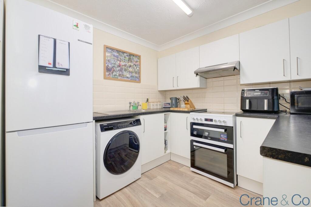 Timbers Court, Hailsham, BN27 photo 4