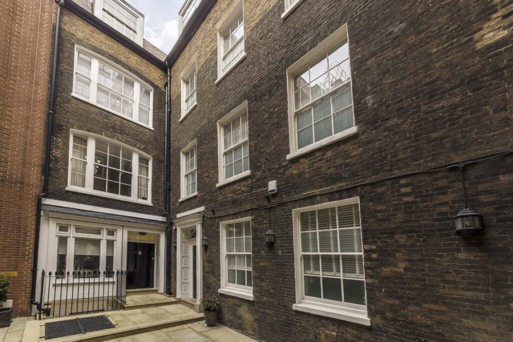 Main image of property: Laurence Pountney Lane, Monument