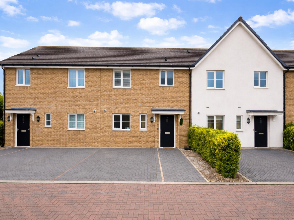 Main image of property: Ash Road, Chigwell, IG7