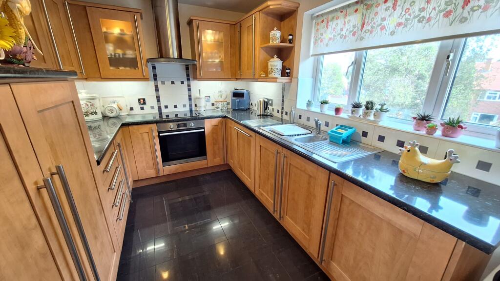 Hilditch Way, Nuneaton, CV11 photo 4