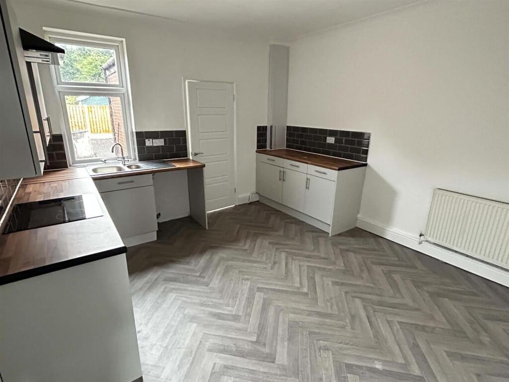 House in Sheffield - View 4