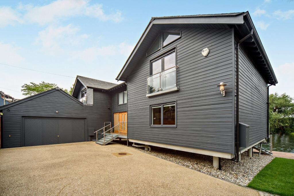House in Wargrave, Wokingham - View 4