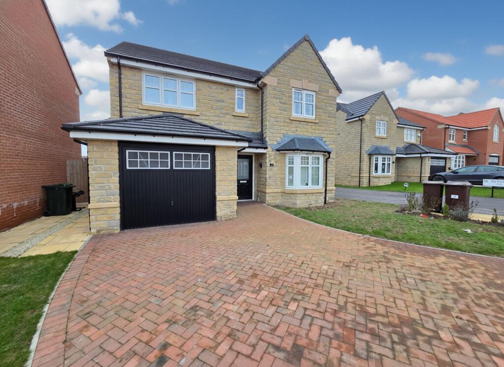 4-bed detached on Murray Drive, Stairfoot, S70, £299,950