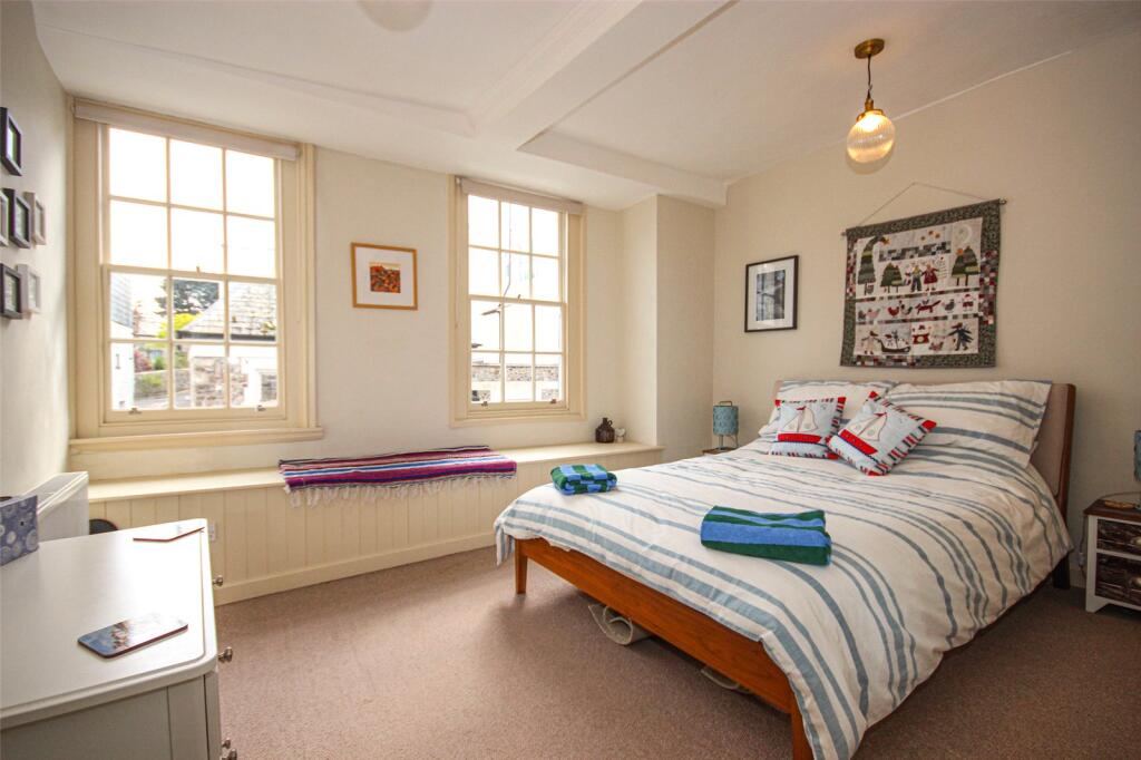 Broad Street, Lyme Regis, Dorset, DT7 - View 4
