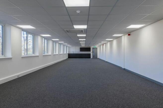 Unit-1-Crompton-Rd-Groundwell-Ind-Est-Swindon-14_2000.jpg