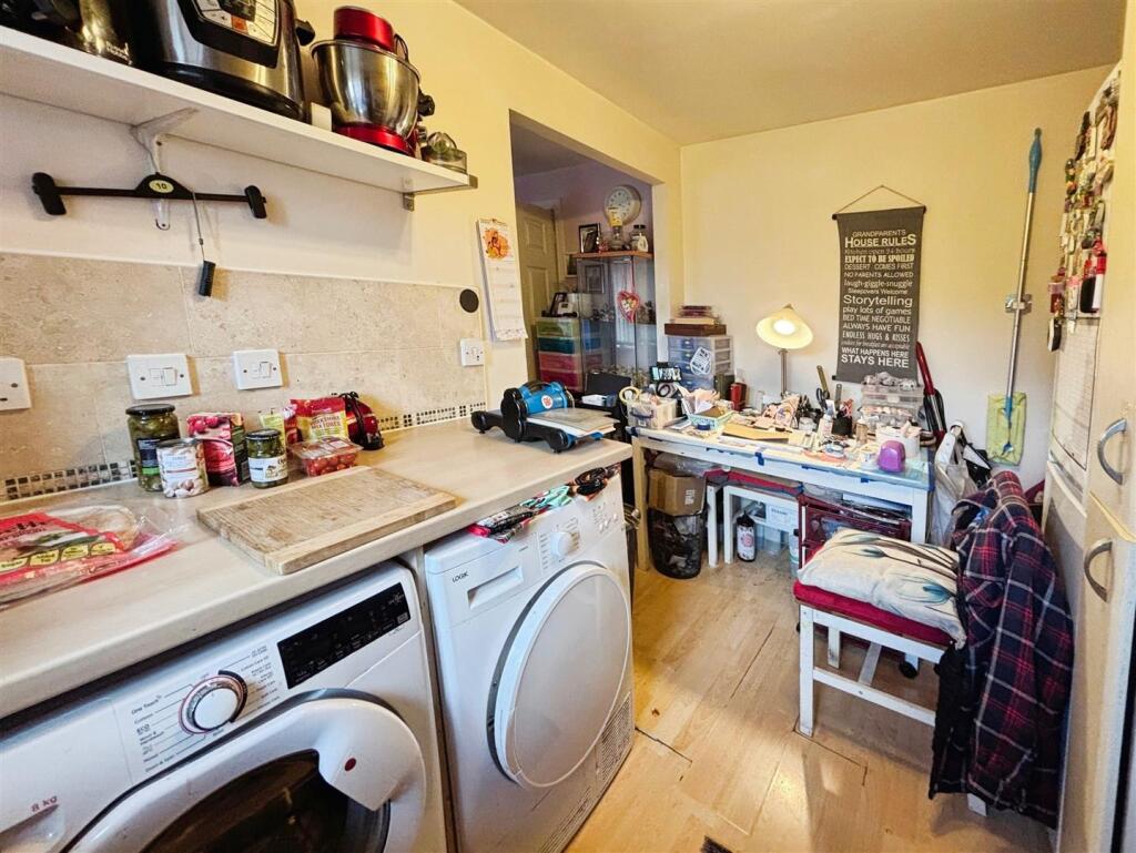 Lime Vale Way, Bradford, BD6 3DZ - View 3