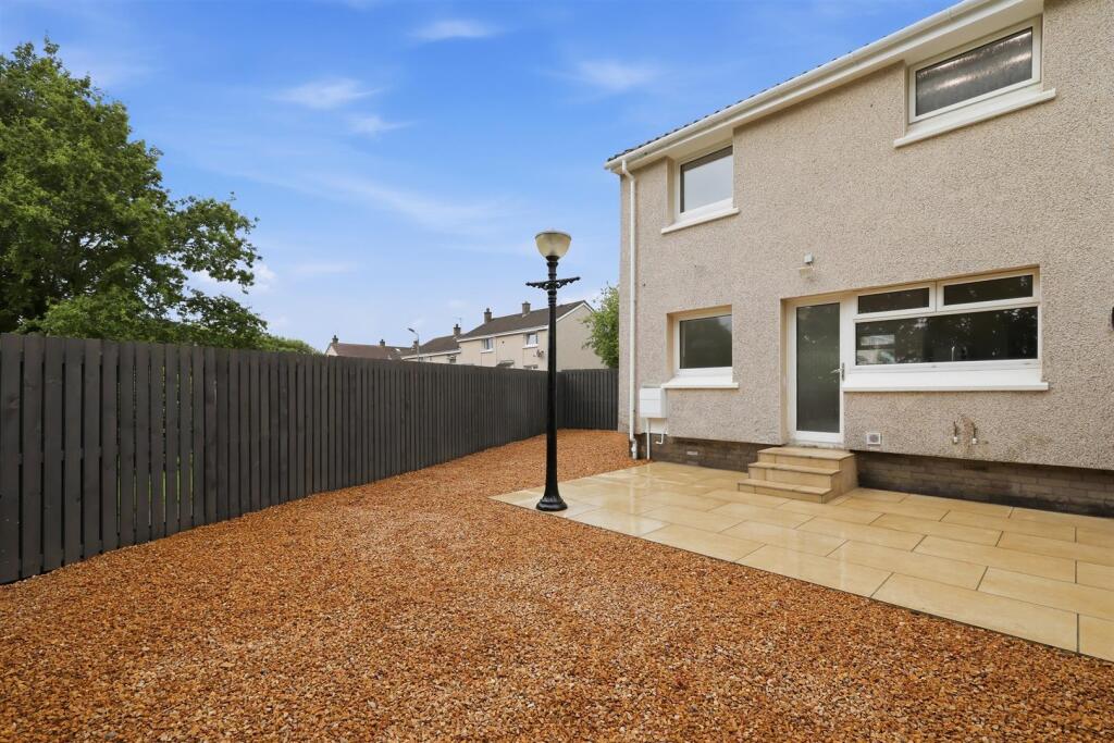 House in Glasgow, West Dunbartonshire - View 3
