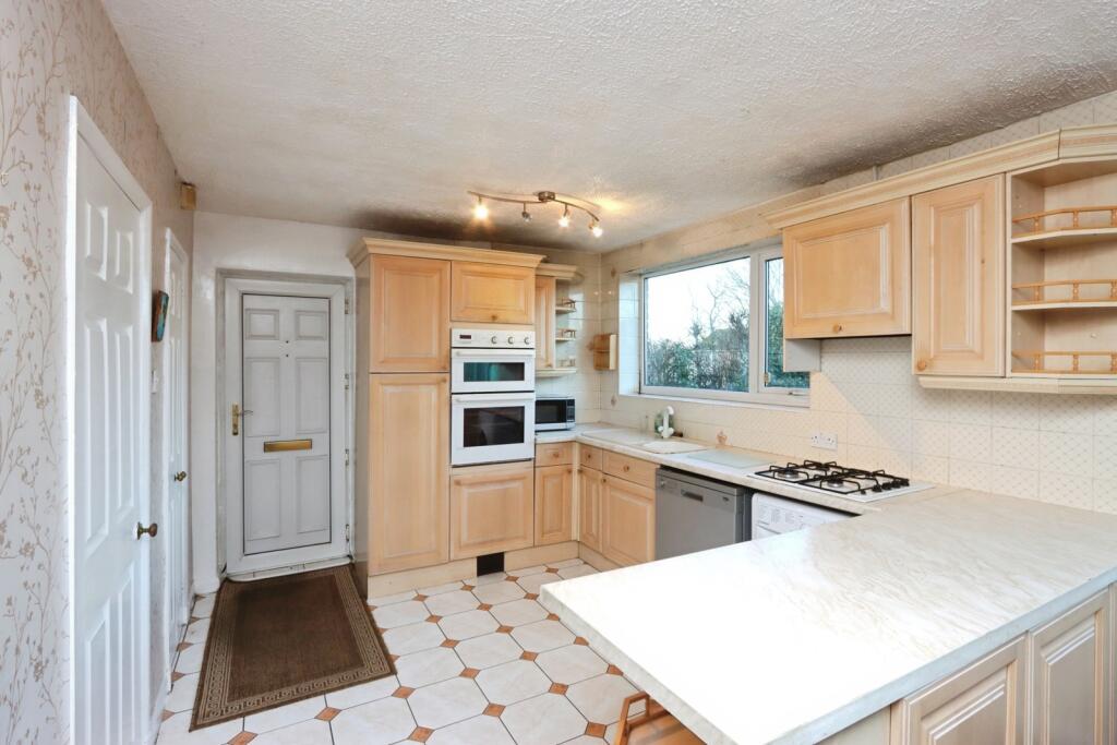 Gleadless Road, Sheffield, South Yorkshire, S12 photo 2