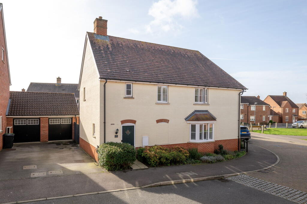 Main image of property: Meadowsweet Way, Stotfold, Hitchin, SG5 4QF