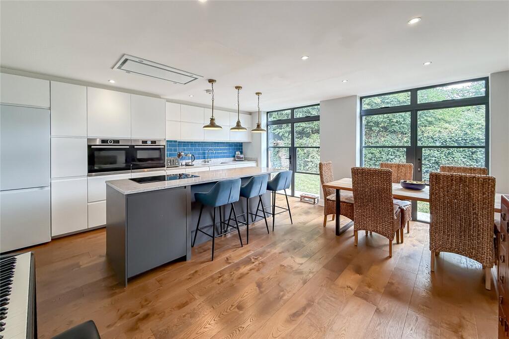 5-bed semi-detached on Ox Lane, Harpenden, Hertfordshire, AL5, £1,375,000