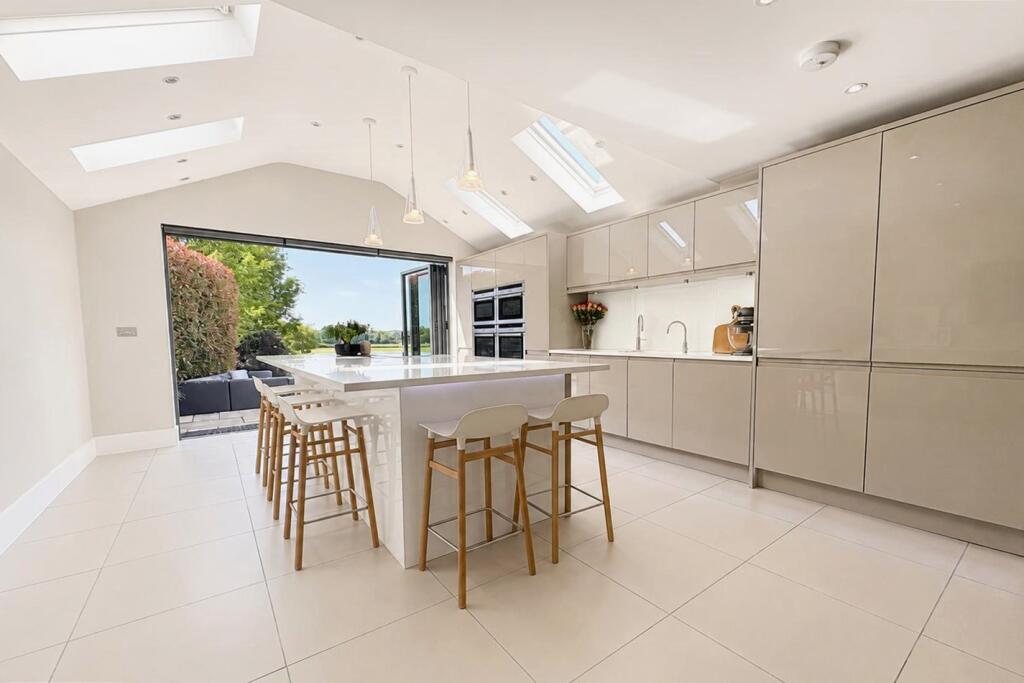 House in Milton Keynes - View 5