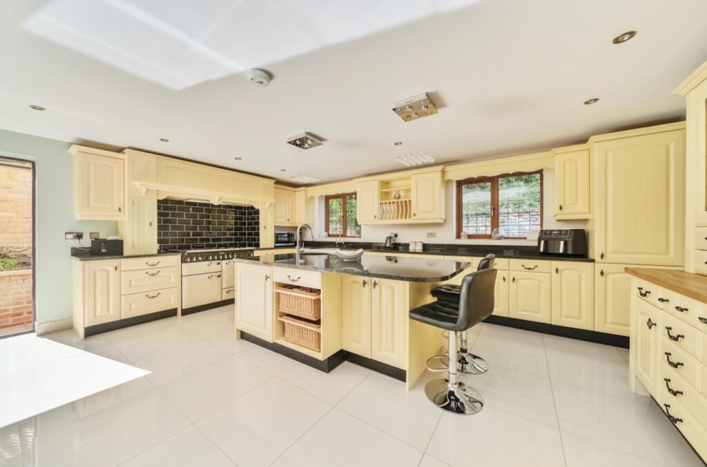 House in South Kesteven, Colsterworth - View 3