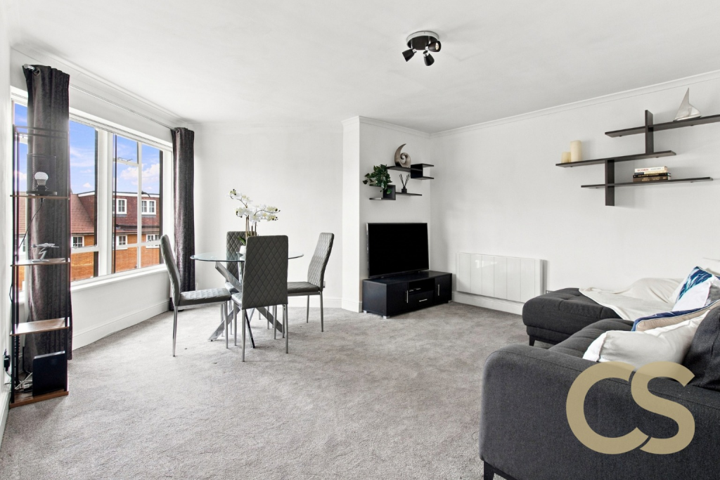 Apartment in Broxbourne, Cheshunt - View 5