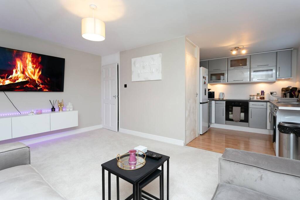 Main image of property: Aston View, Hemel Hempstead, HP2