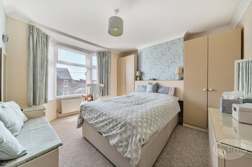 House in Guildford - More