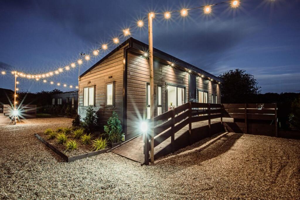 Main image of property: Hideaway 29, The Hideaway Retreat, Lincoln, Lincolnshire, LN4 3AP