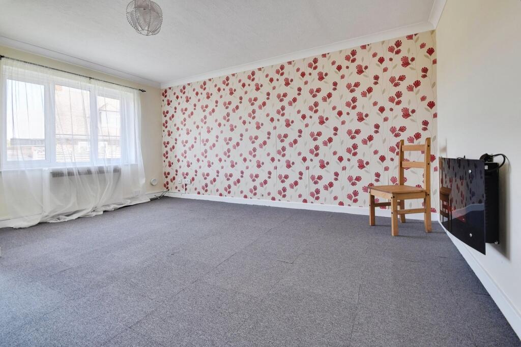 Apartment in Tonbridge - View 3
