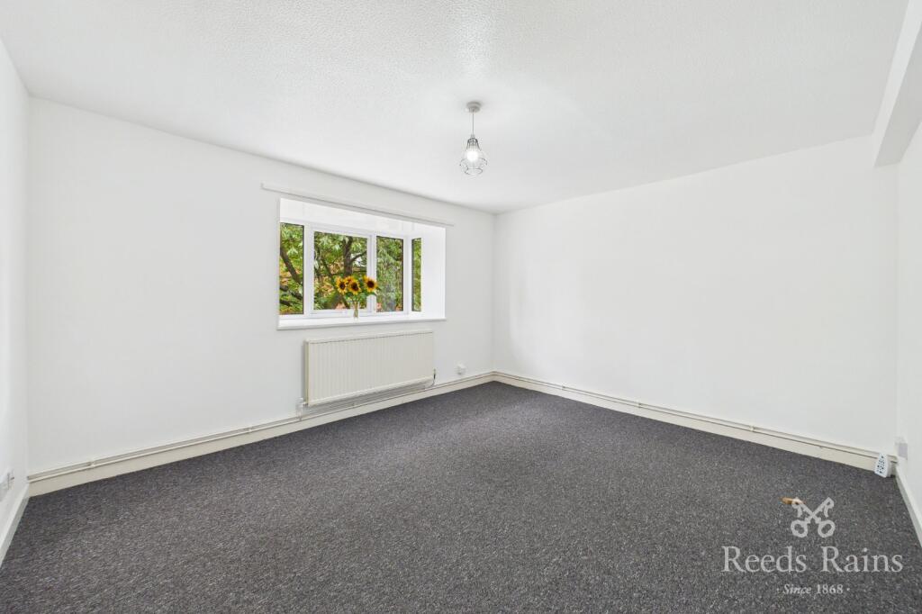 Canterbury Gardens, Salford, Greater Manchester, M5 photo 4