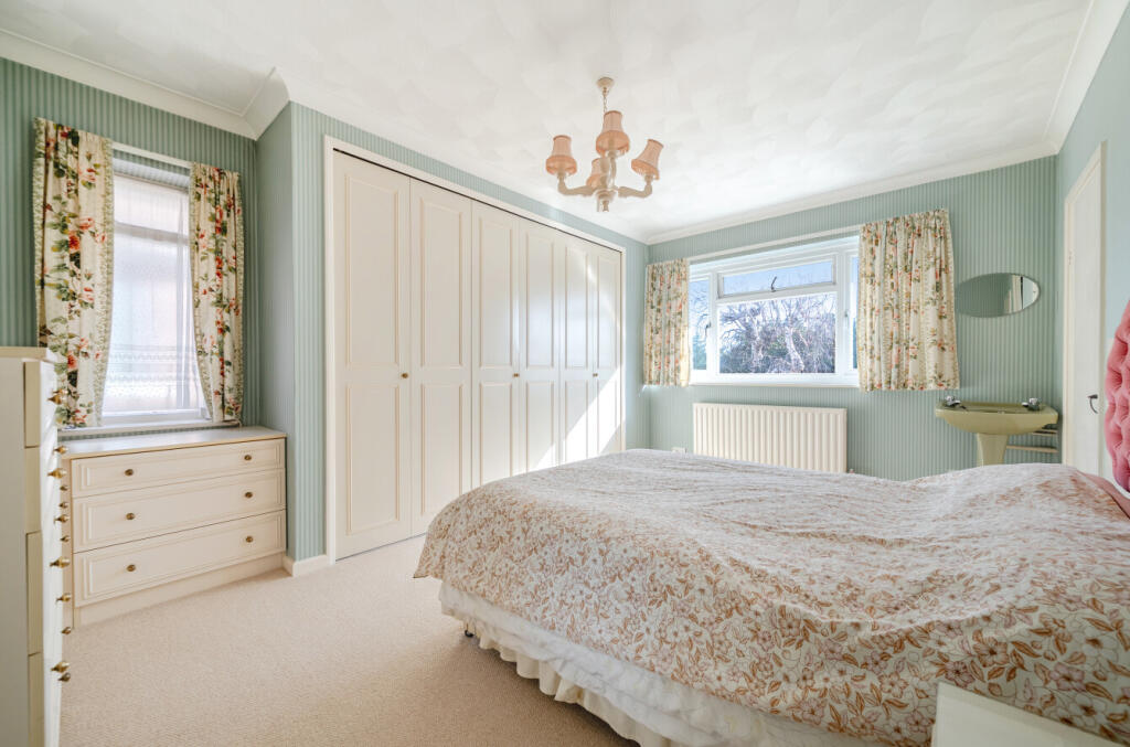 House in Worthing, West Worthing - More