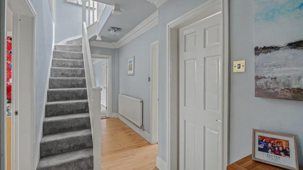 House in Bromsgrove, Wythall - View 5