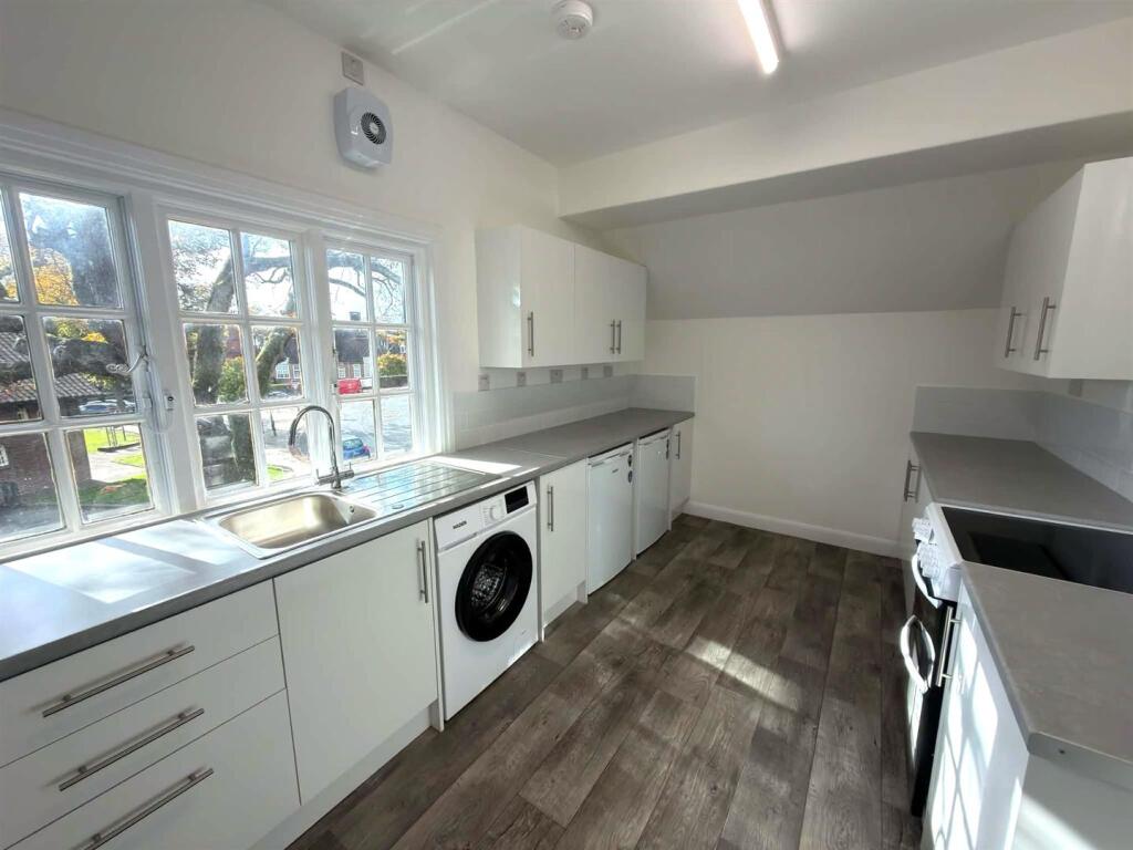 Apartment in Birmingham, Bournville - View 4