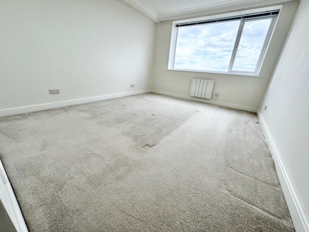 Apartment in Bournemouth - More