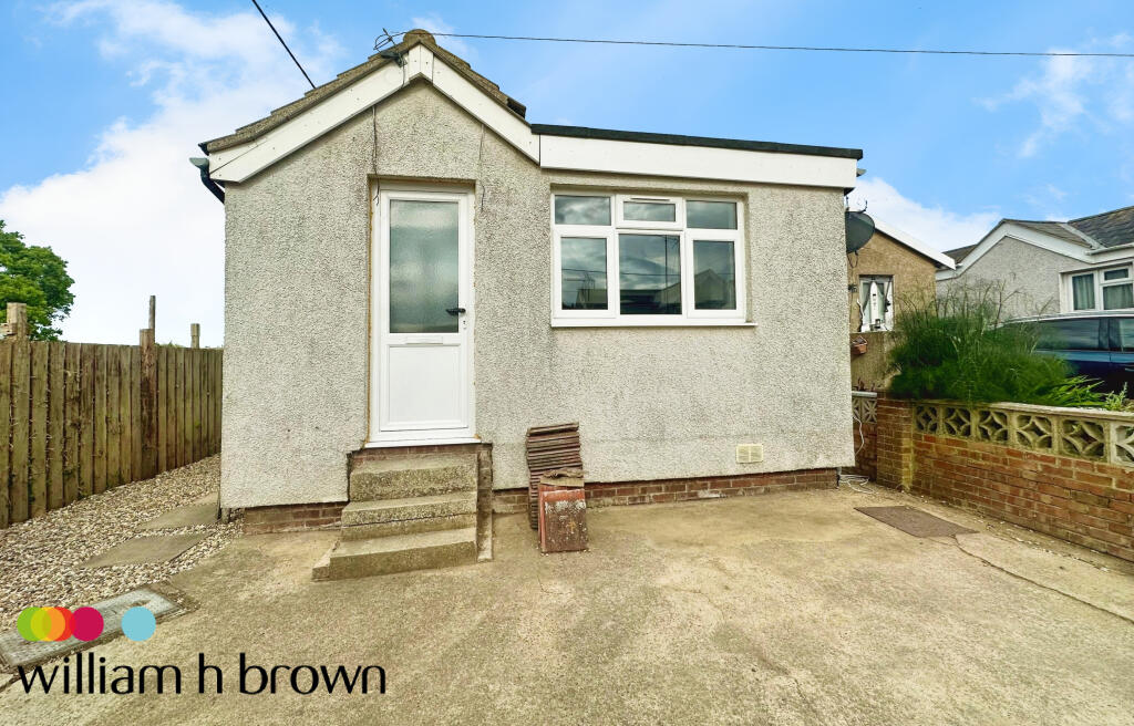 Main image of property: Swift Avenue, Jaywick, CLACTON-ON-SEA