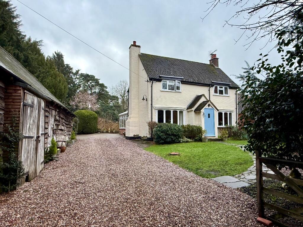 Main image of property: Wasperton, Warwick, CV35