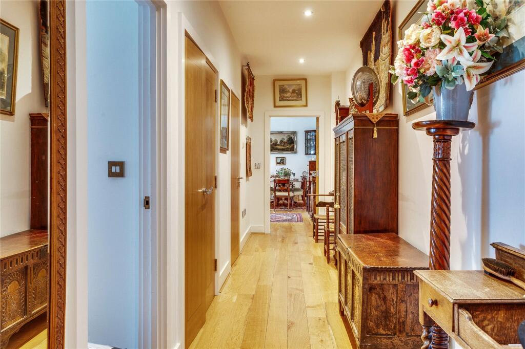 Apartment in Reading - More