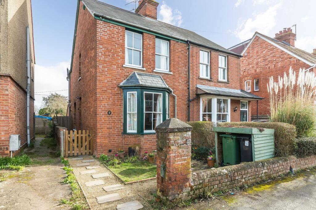 Main image of property: Swinburne Road, Abingdon, OX14