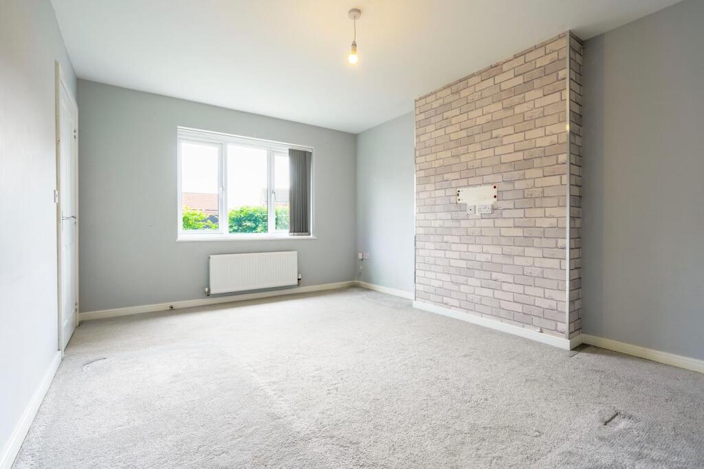 House in North Tyneside, Holystone Park, Holystone - View 4
