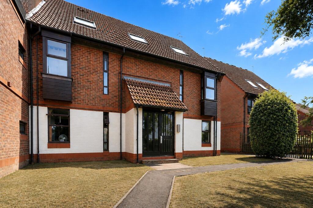 Main image of property: Veryan, Woking, Surrey, GU21