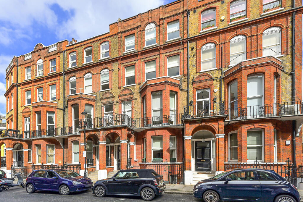 Main image of property: Cresswell Gardens, London
