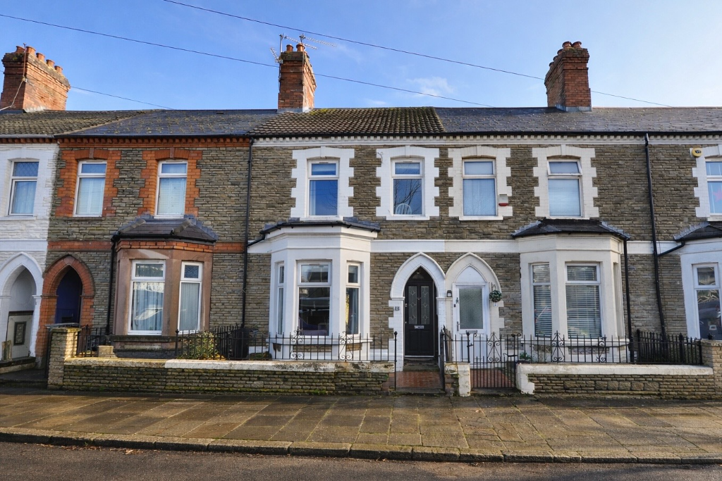 Main image of property: Plasnewydd Place, Roath, Cardiff, CF24