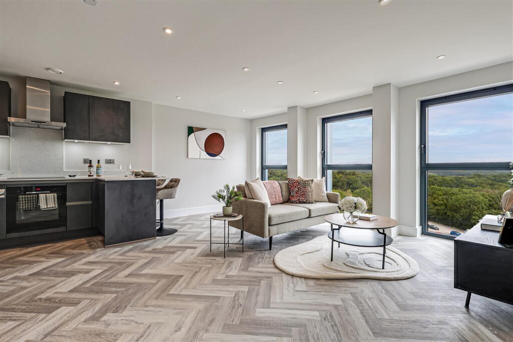 Apartment in Enfield - View 4